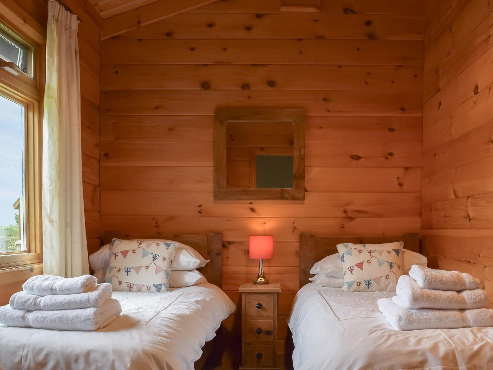 Hideaway Lodge - Uk47328 Longford  المظهر الخارجي الصورة